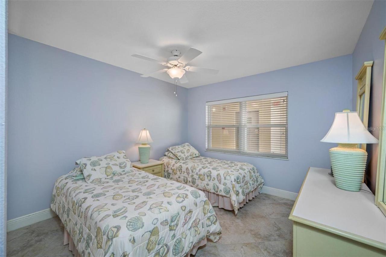 Oceanfront View Of Madeira Beach, Steps To The Beach - Madeira Norte Condo St. Pete Beach Buitenkant foto